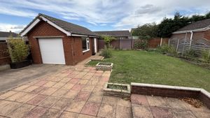 Photo 26- click for photo gallery